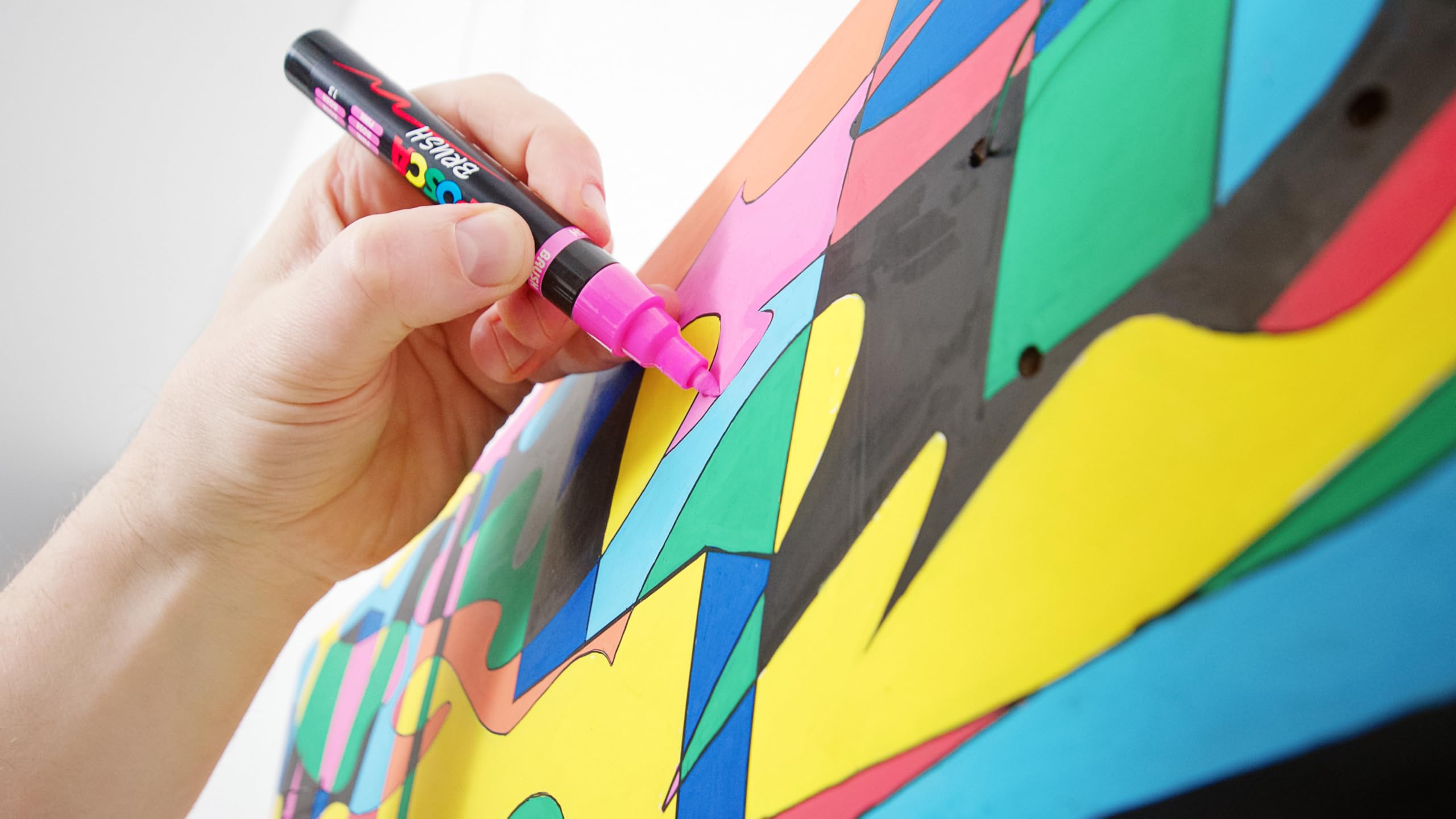 posca-pc5br-marqueur-peinture-brush-noir-base-eau image 4